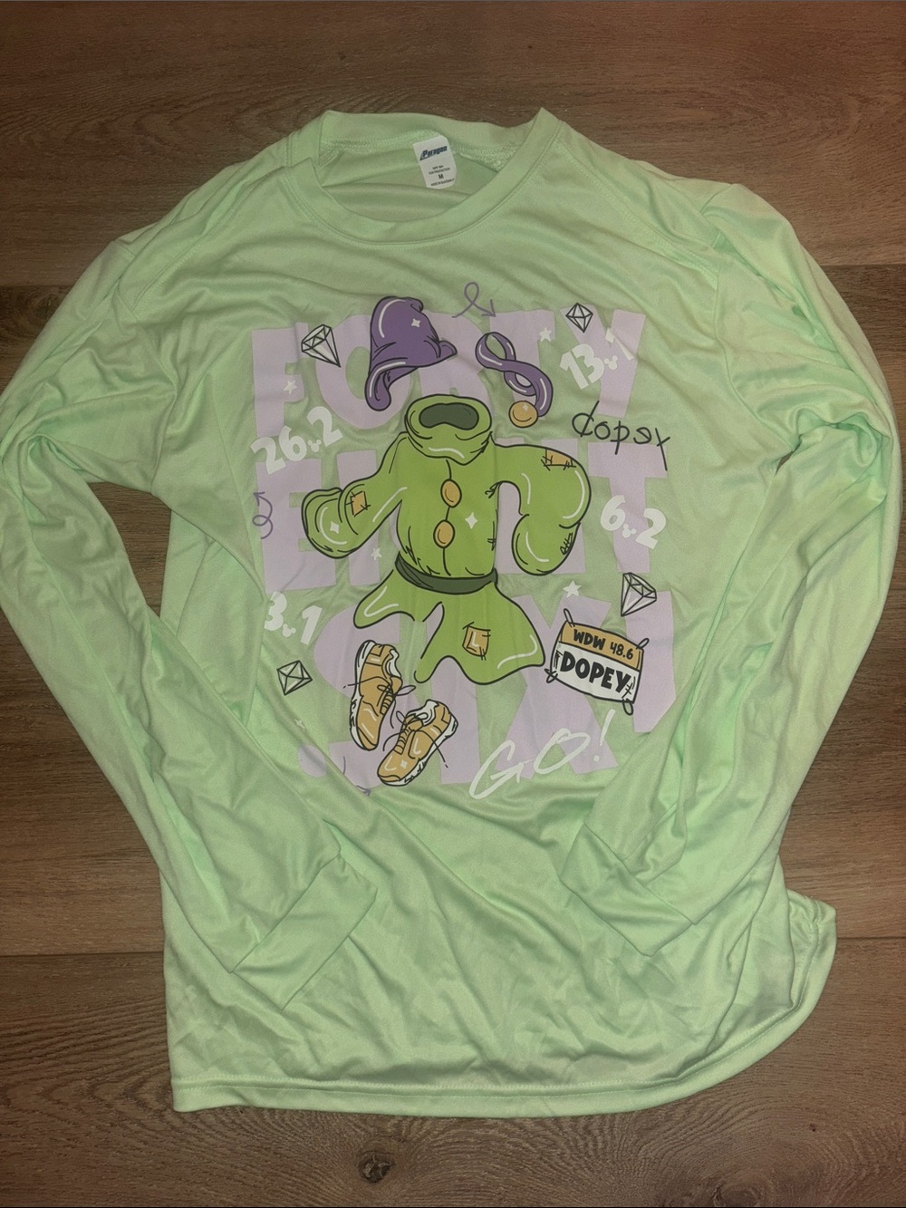 Dopey Graphic Long-Sleeve tech Tee - Light Green Zip a Dee Tees